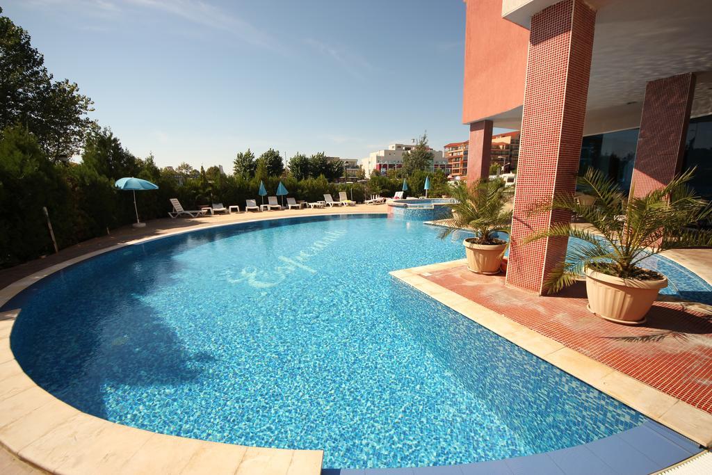 Menada Apartments In Sunny Beach Eksteriør billede