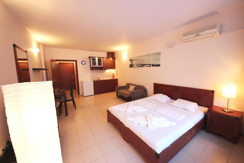 Menada Apartments In Sunny Beach Eksteriør billede