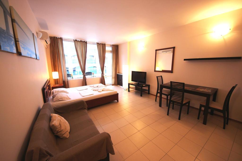 Menada Apartments In Sunny Beach Eksteriør billede