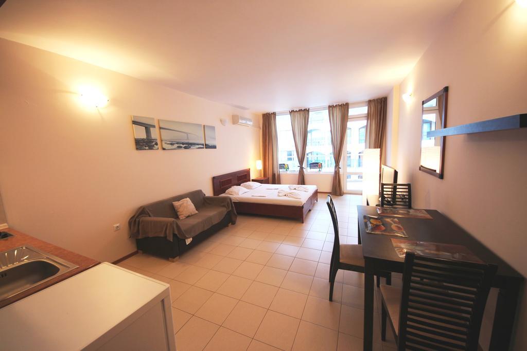 Menada Apartments In Sunny Beach Eksteriør billede