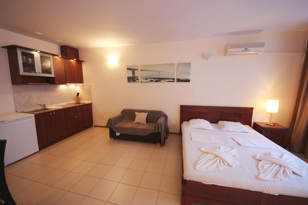 Menada Apartments In Sunny Beach Eksteriør billede